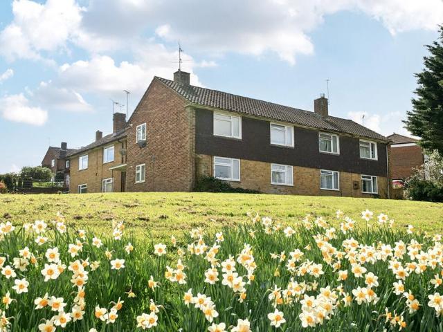 2 bedroom flat for sale