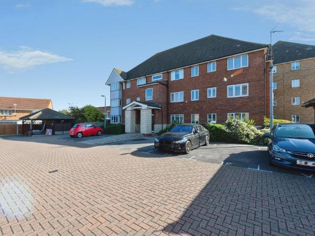 2 bedroom flat for sale