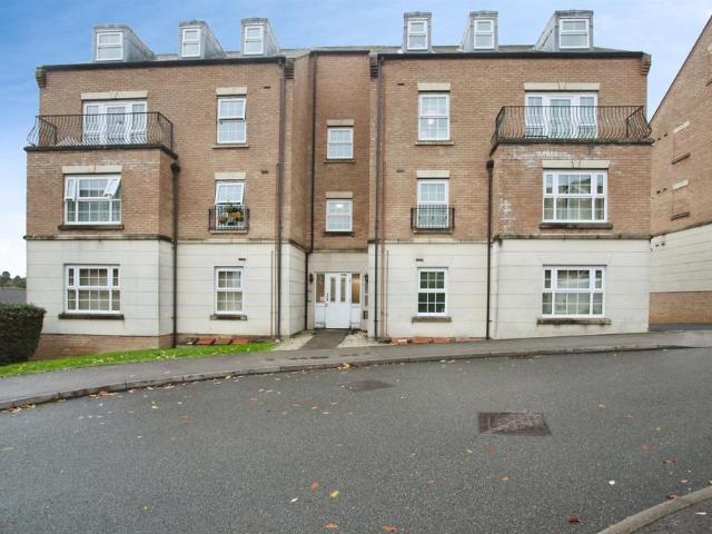 2 bedroom flat for sale
