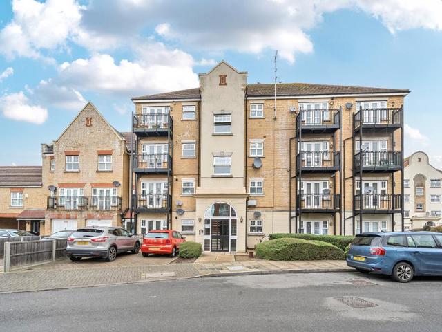 2 bedroom flat for sale