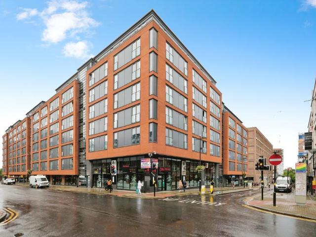 2 bedroom flat for sale