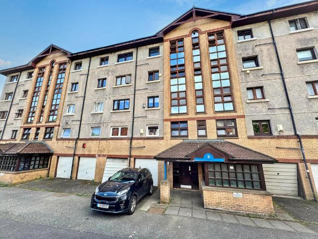2 bedroom flat for sale