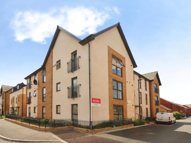 2 bedroom flat for sale