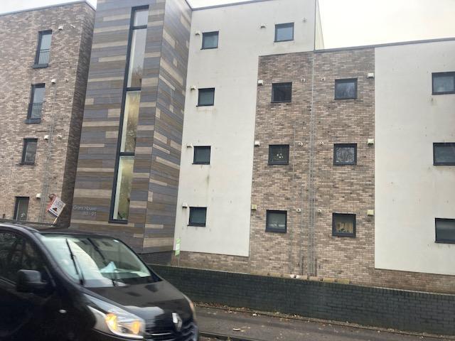 2 bedroom flat for sale