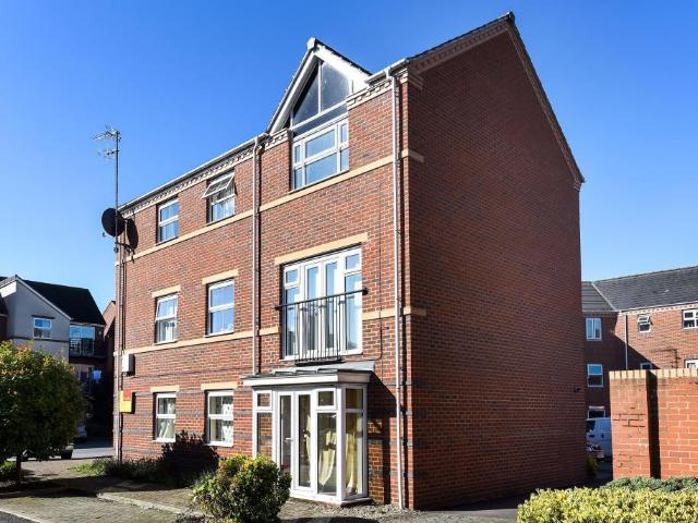2 bedroom apartment for sale