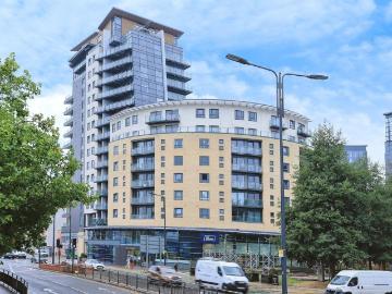 Leeds, West Yorkshire, North England - Balcony