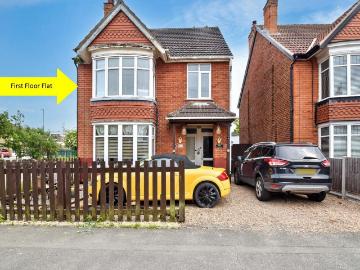East Lindsey, East of England - Equipped kitchen