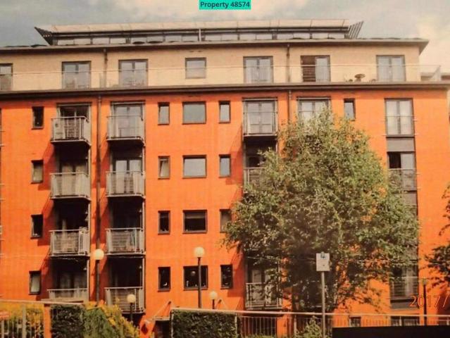 2 bedroom flat for sale