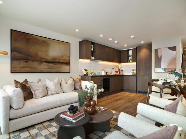2 bedroom flat for sale