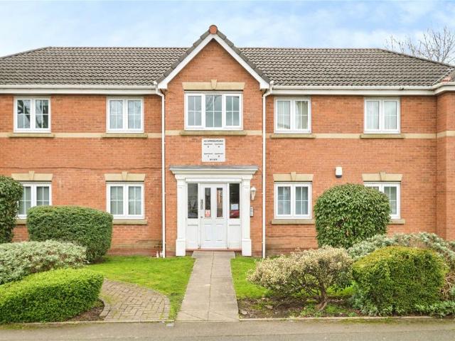 2 bedroom flat for sale