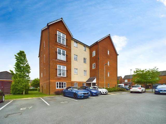 2 bedroom flat for sale