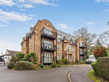 2 bedroom flat for sale