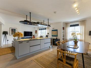 Swiss Cottage, NW3, North West London, London, Greater London