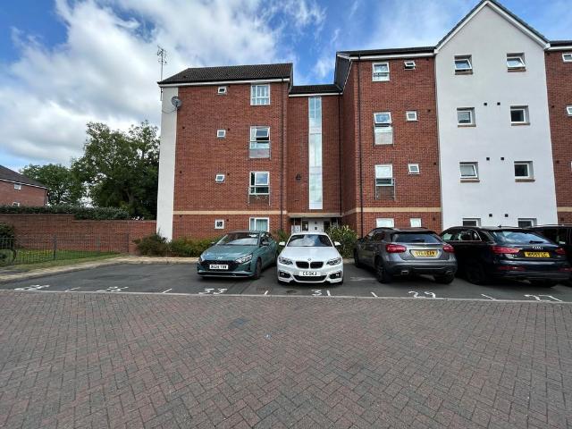 2 bedroom flat for sale