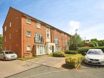 2 bedroom flat for sale