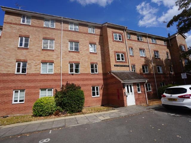 2 bedroom flat for sale