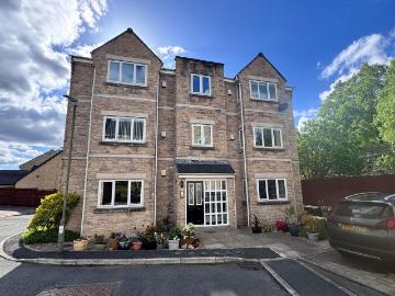 2 bedroom flat for sale