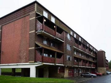 2 bedroom flat for sale