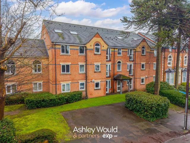 2 bedroom flat for sale