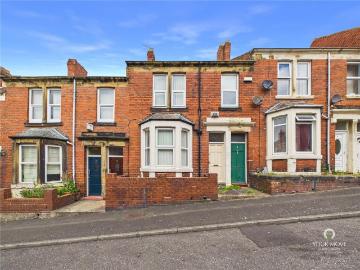 2 bedroom flat for sale