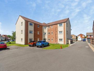 2 bedroom flat for sale
