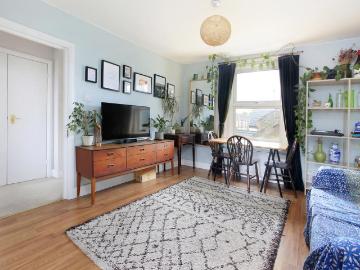 Clapham, London, Greater London - Equipped kitchen