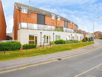 2 bedroom flat for sale