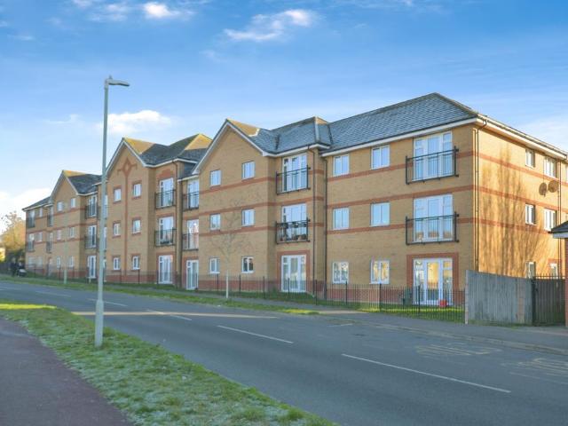 2 bedroom flat for sale
