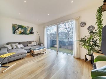 Holland Grove SW9 London, SW9, Camberwell, London, Greater London