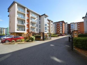 Welwyn Hatfield, East of England - Balcony