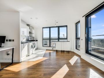 Chelmsford, Essex county - Balcony, Equipped kitchen