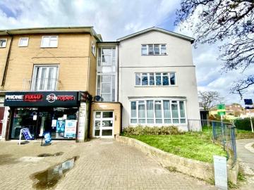 2 bedroom flat for sale