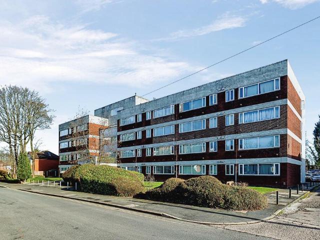 2 bedroom flat for sale