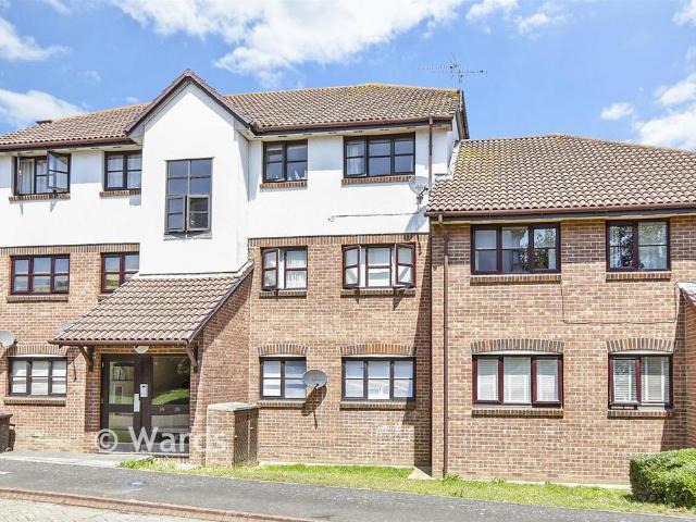 2 bedroom flat for sale