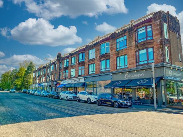 2 bedroom flat for sale
