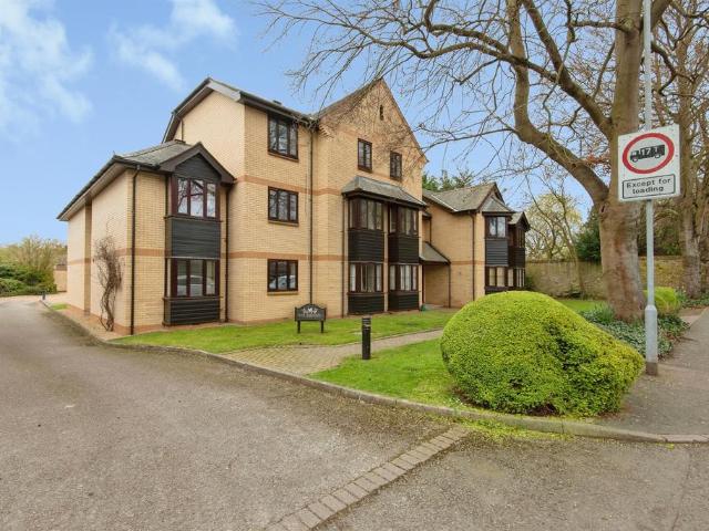 2 bedroom penthouse for sale
