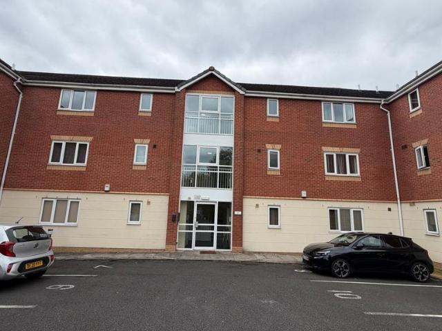2 bedroom flat for sale
