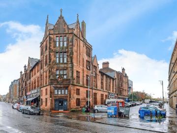 2 bedroom flat for sale