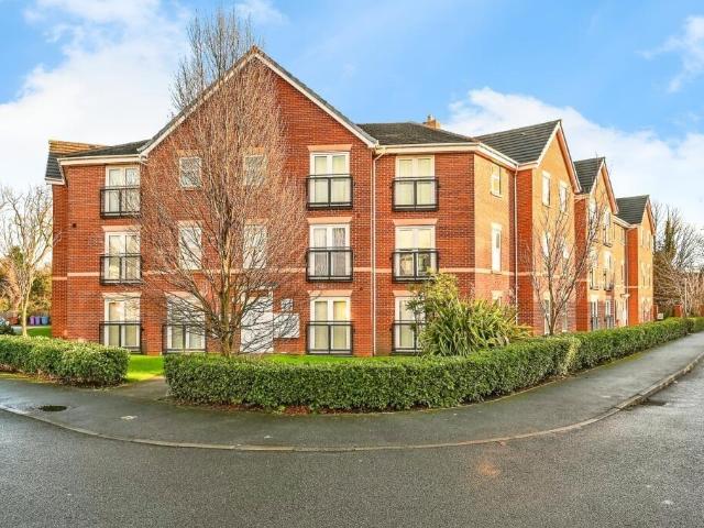 2 bedroom flat for sale