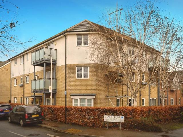 2 bedroom flat for sale