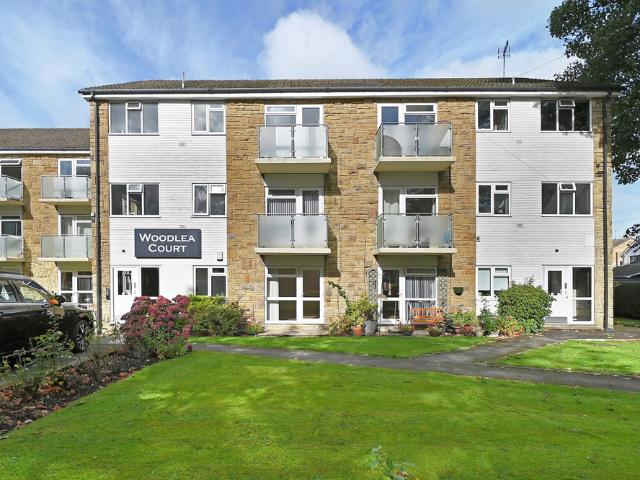 2 bedroom flat for sale