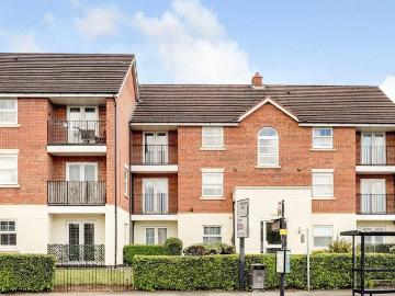 2 bedroom flat for sale