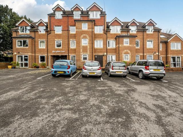 2 bedroom flat for sale