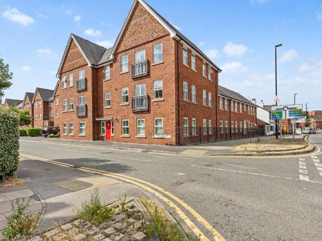 2 bedroom flat for sale