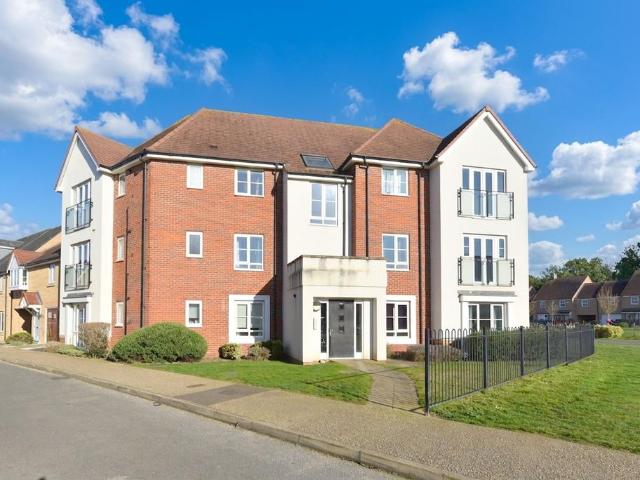 2 bedroom flat for sale