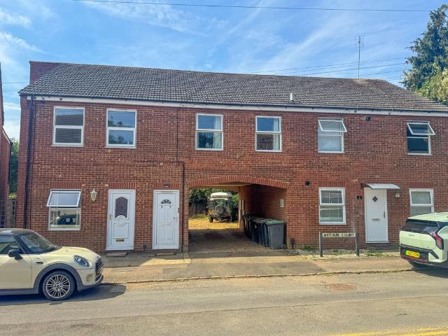2 bedroom flat for sale