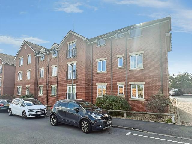 2 bedroom flat for sale