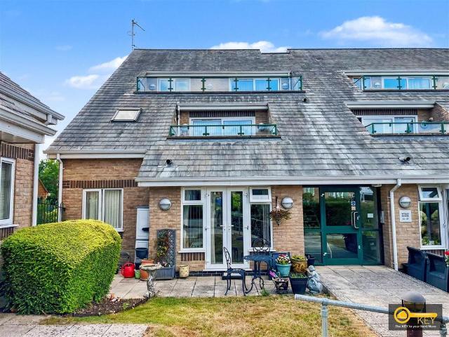 2 bedroom flat for sale