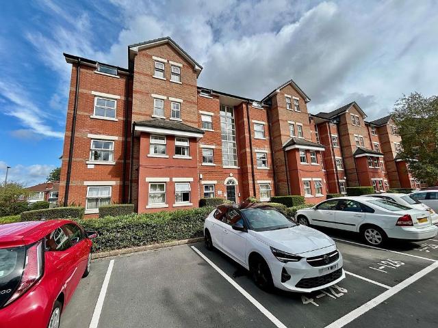 2 bedroom flat for sale