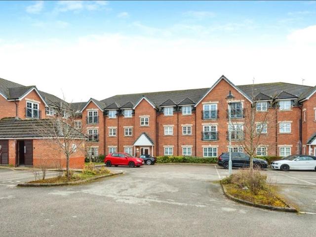 2 bedroom flat for sale